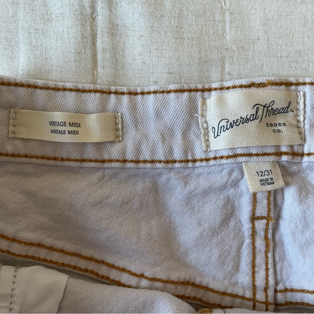 Universal Thread High-Rise Vintage Midi Jean Shorts Off-White Cut Off Raw Hem - Picture 6 of 13